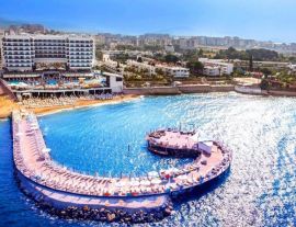 AZURA DELUXE RESORT