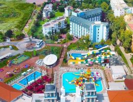 Club Aqua Plaza EXCLUSIVE