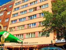 Hotel Charles Central