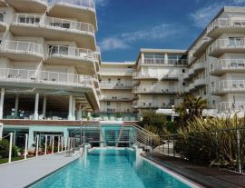 Hotel Le Soleil или подобен