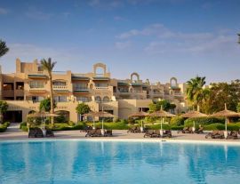 Coral Sea Water World Resort