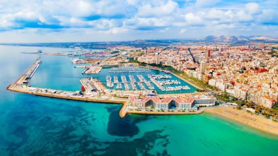 Лазурното сърце на Коста Бланка - Почивка в Бенидорм 2026