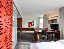 Kyriad Vienna Altmannsdorf или подобен