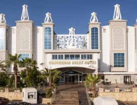 Concordia Celes Hotel