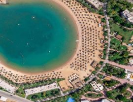 Desert Rose Resort Premium