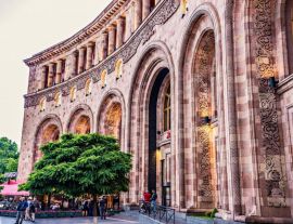 Настаняване по програмата